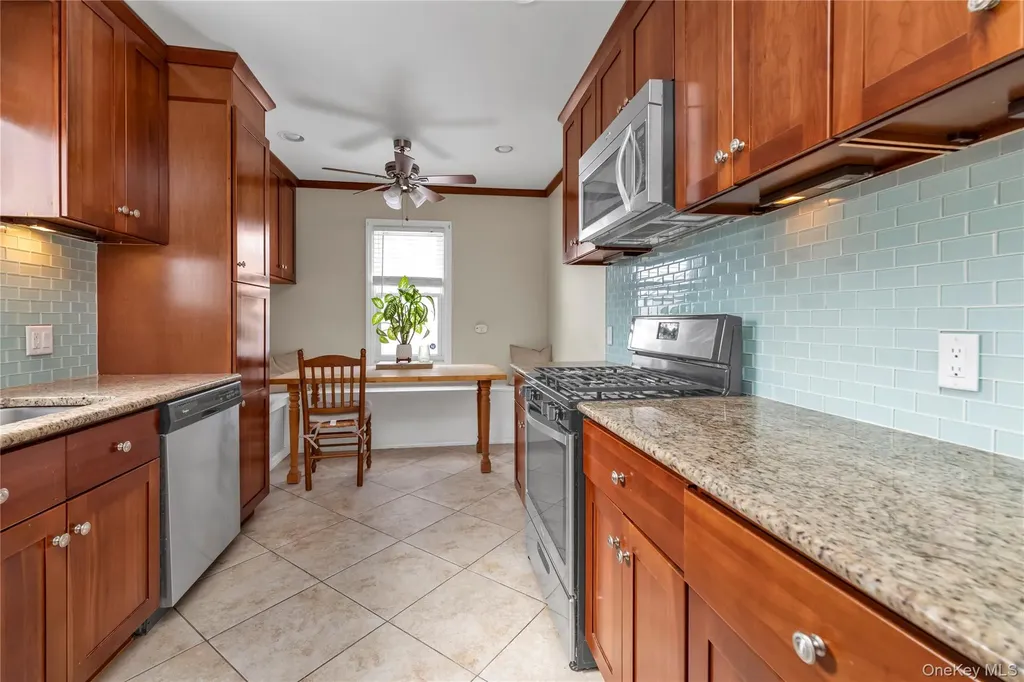 1624 Berkeley Avenue North Baldwin NY 11510