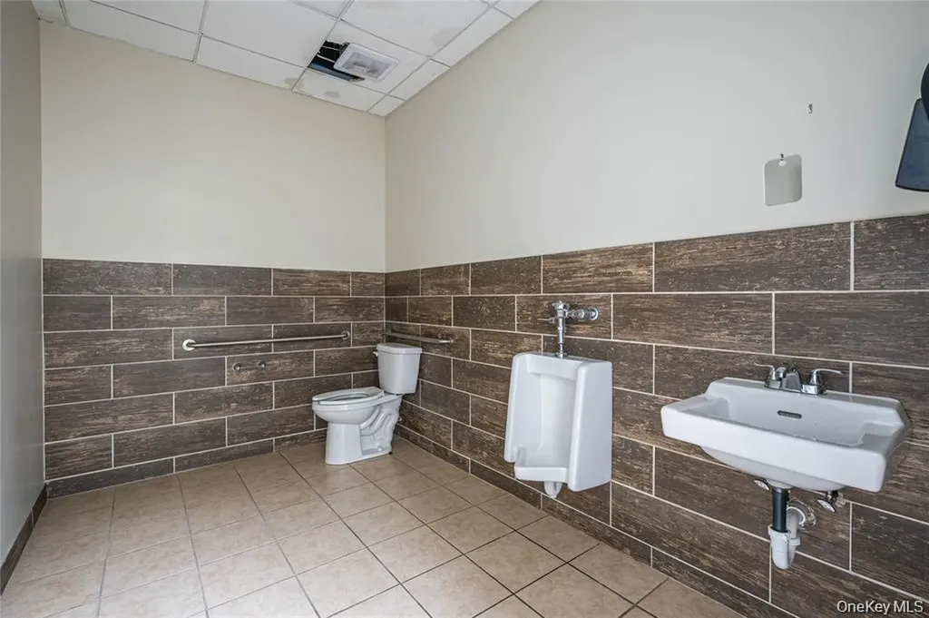 320 State Route 17m Monroe NY 10950