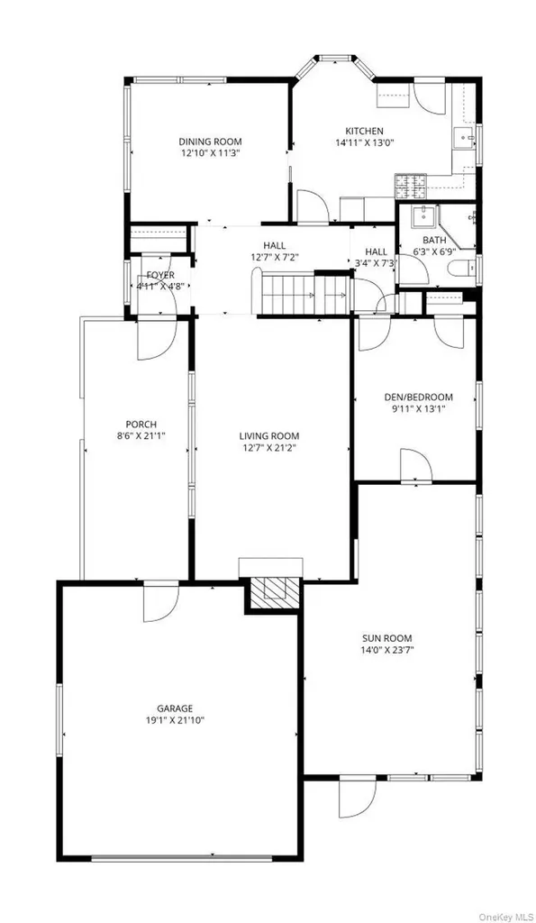 409 Titus Way East Williston NY 11596