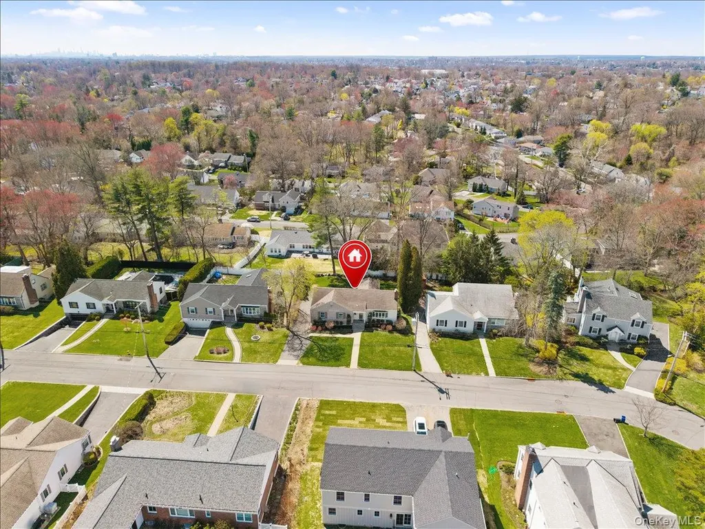 33 Wilmot Circle Scarsdale NY 10583