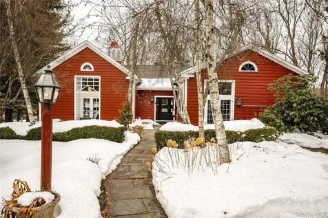 132 Honeywell Lane Hyde Park NY 12538