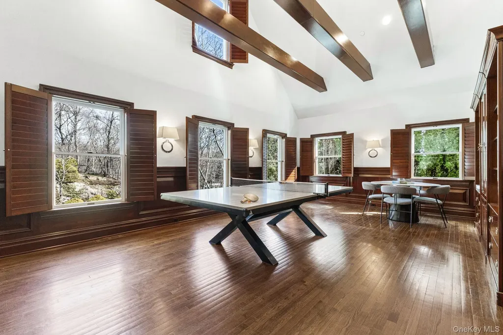 6 Oak Ridge Court West Harrison NY 10604