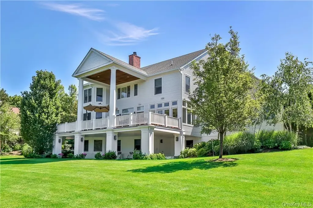 6 Oak Ridge Court West Harrison NY 10604