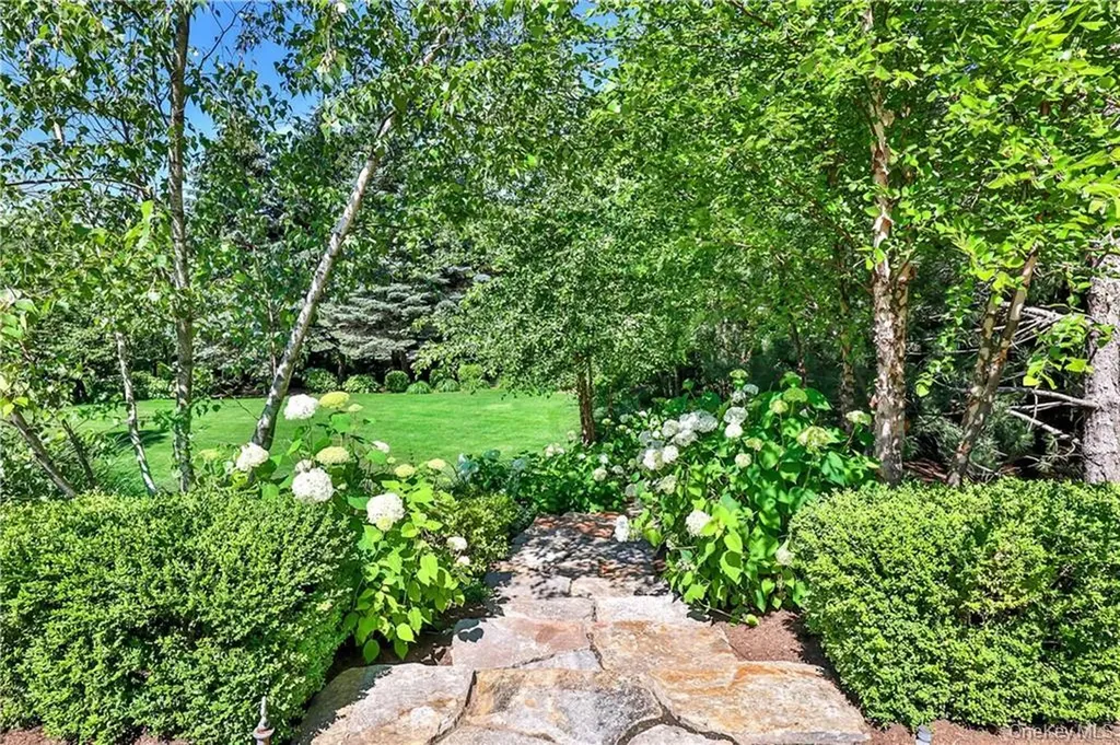 6 Oak Ridge Court West Harrison NY 10604