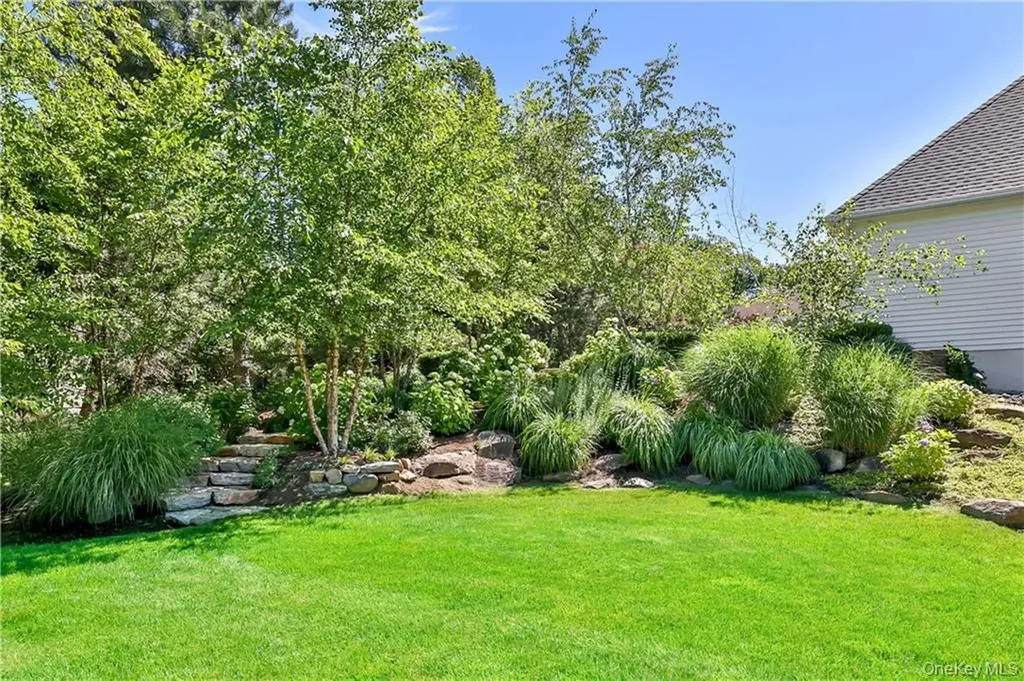 6 Oak Ridge Court West Harrison NY 10604