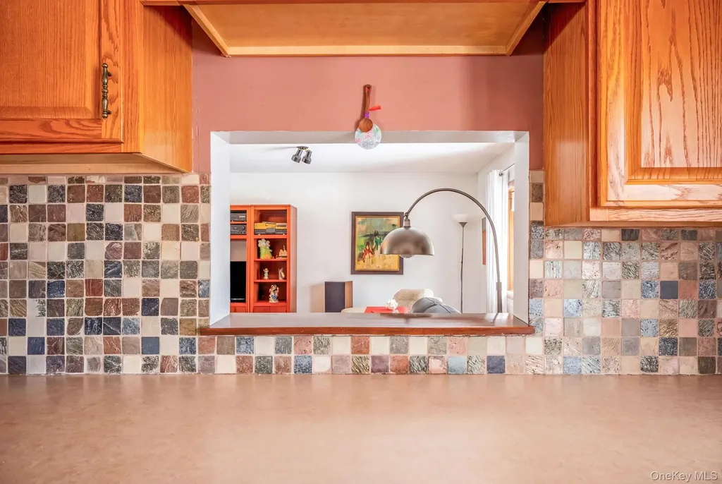 538 Mountain View Avenue Hurley NY 12443