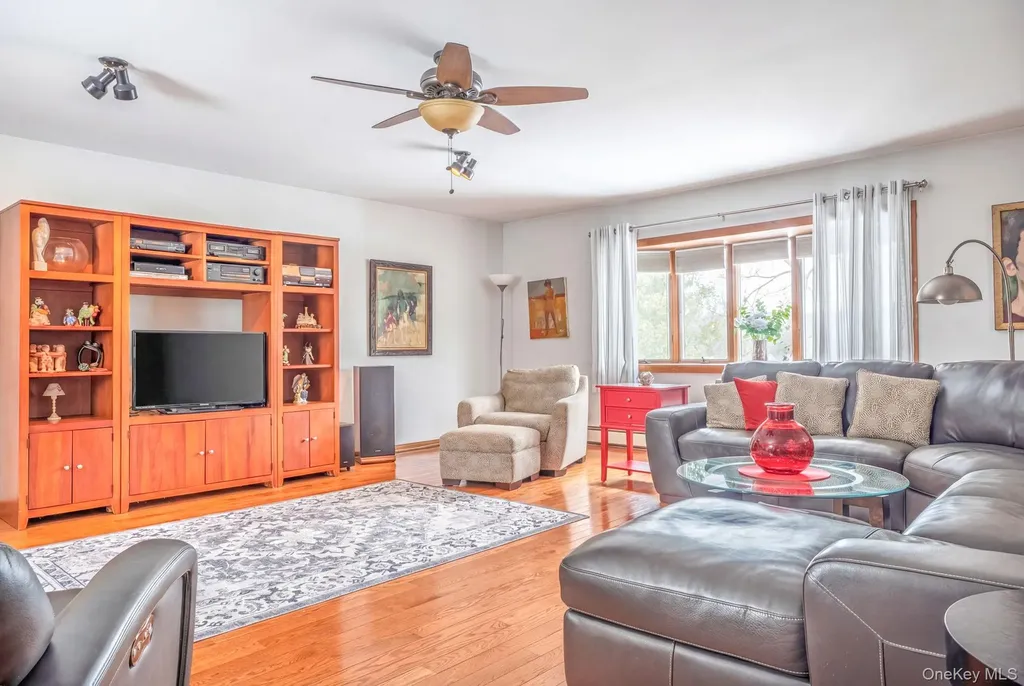 538 Mountain View Avenue Hurley NY 12443
