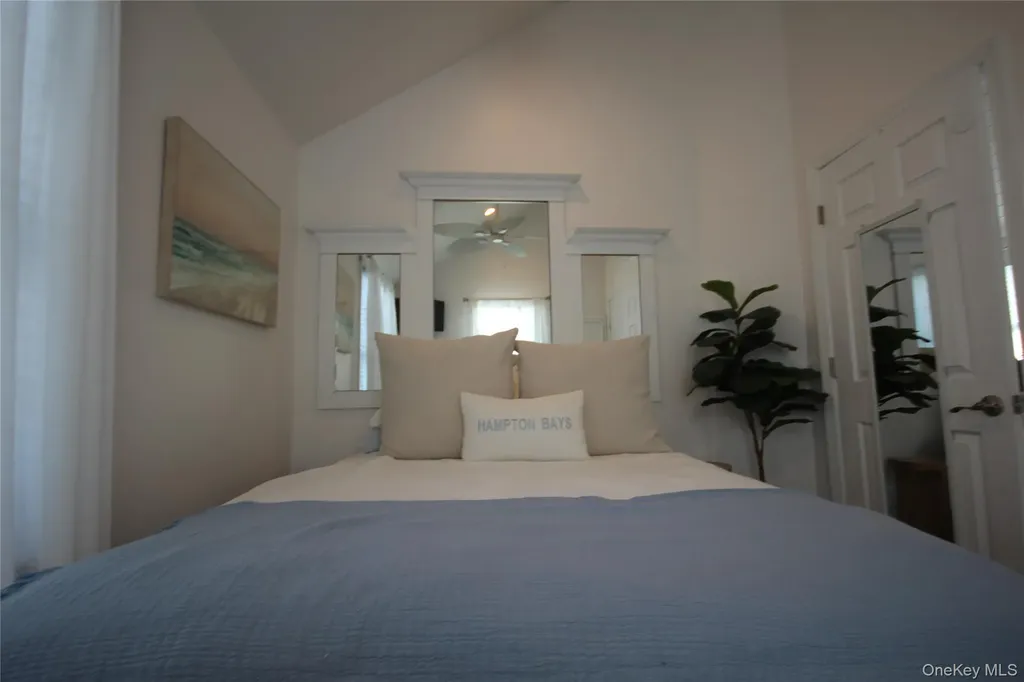 49 Fanning Hampton Bays NY 11946