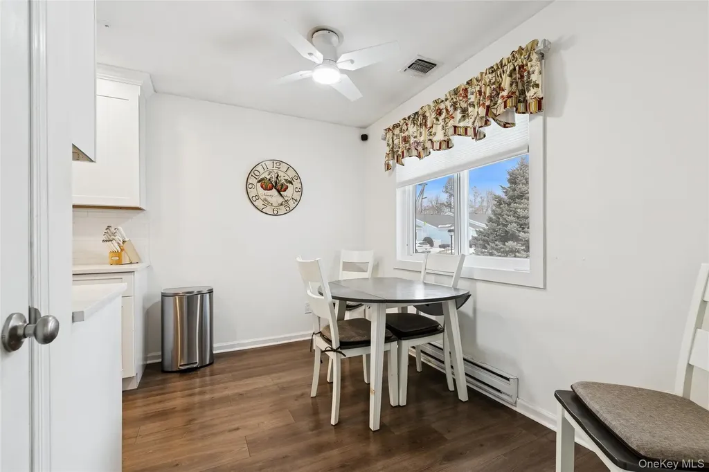 201 Bentley Court E Saint James NY 11780