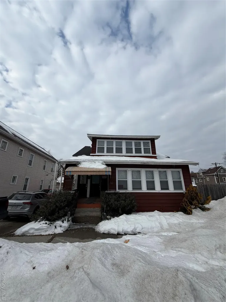 32 Fountain Place Poughkeepsie NY 12603