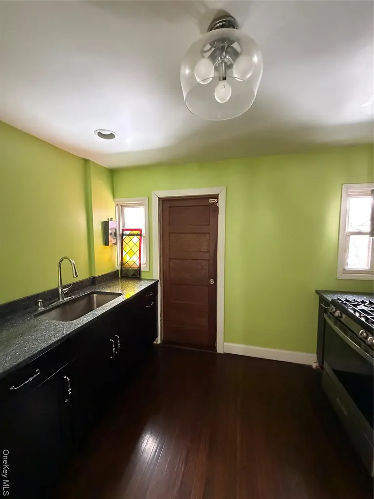 32 Fountain Place Poughkeepsie NY 12603