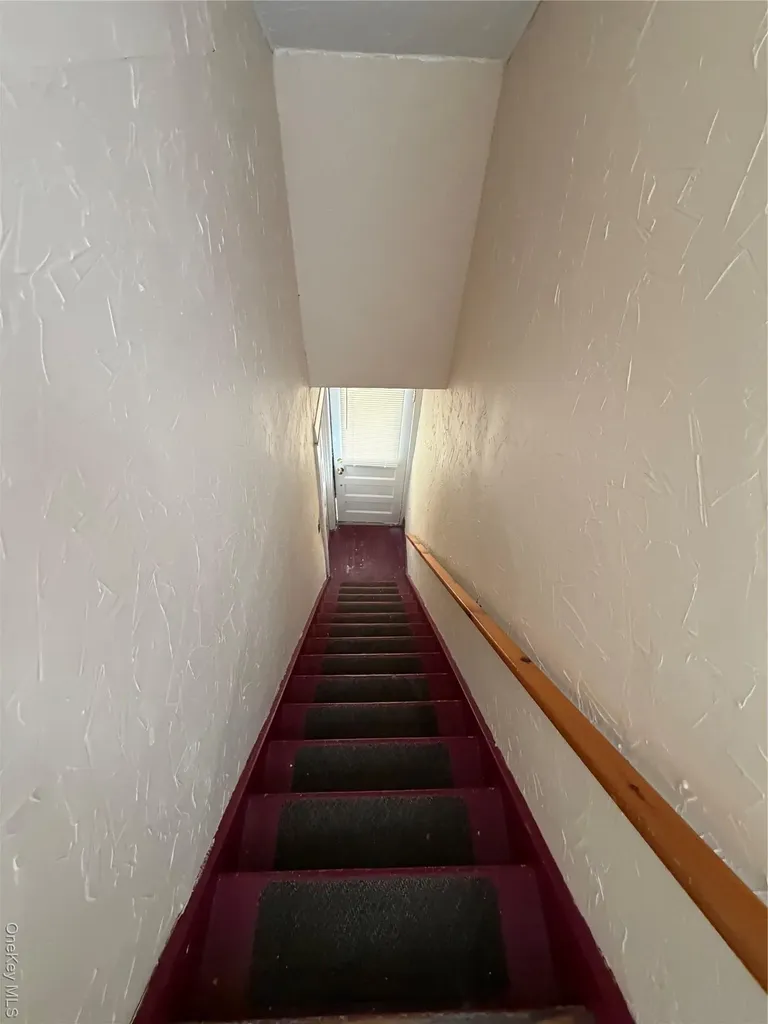 32 Fountain Place Poughkeepsie NY 12603