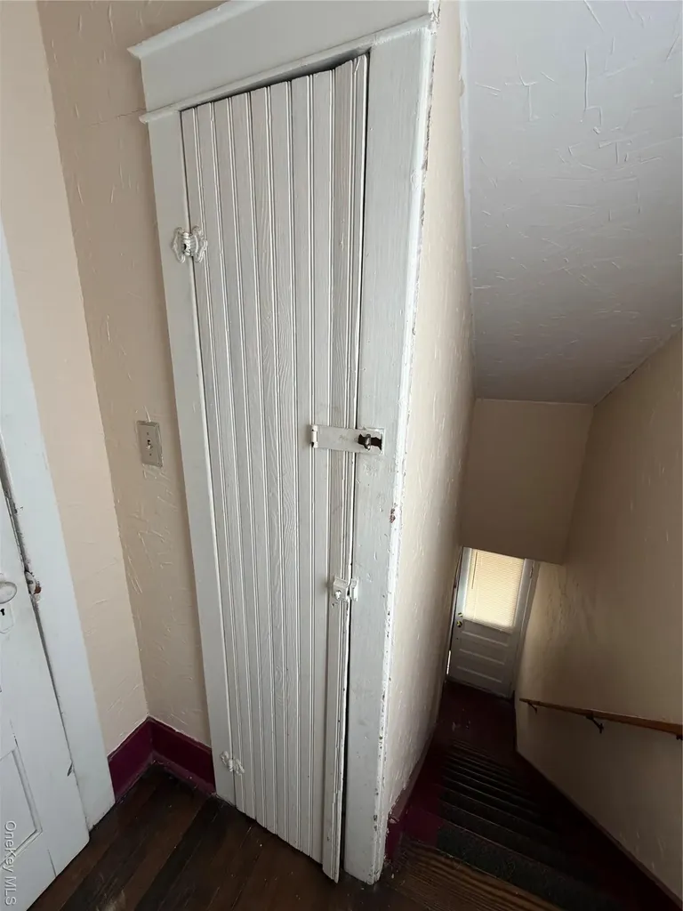 32 Fountain Place Poughkeepsie NY 12603