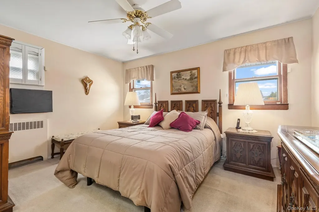 738 Sprague Avenue Franklin Square NY 11010