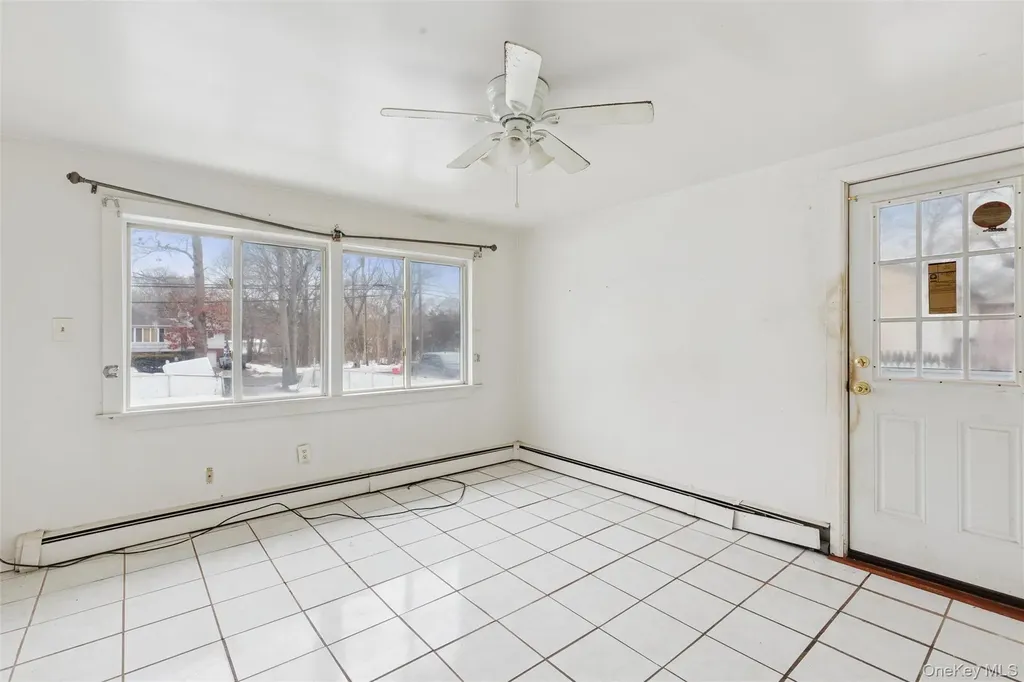103 W Yaphank Road Coram NY 11727