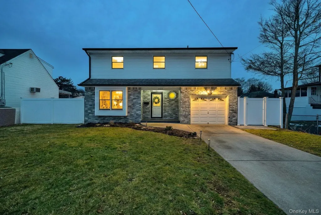 2550 Natta Boulevard Bellmore NY 11710