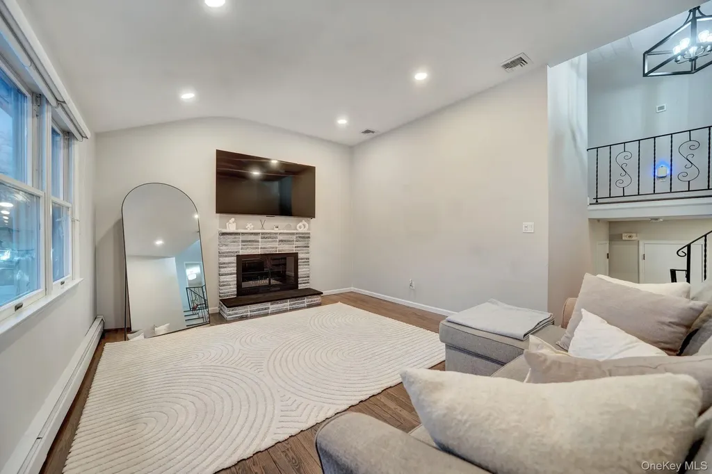 2550 Natta Boulevard Bellmore NY 11710