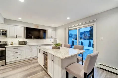 2550 Natta Boulevard Bellmore NY 11710