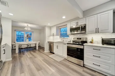 2550 Natta Boulevard Bellmore NY 11710