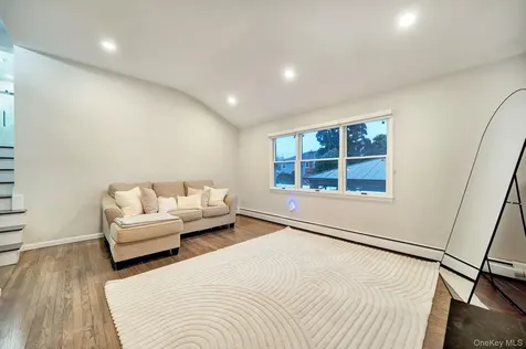 2550 Natta Boulevard Bellmore NY 11710