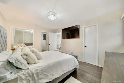 2550 Natta Boulevard Bellmore NY 11710