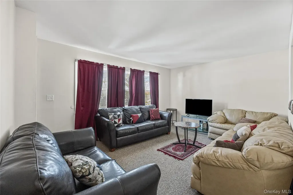 183 Mark Tree Road Centereach NY 11720