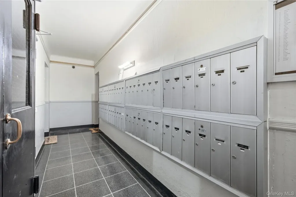 141 Woodmere Boulevard Woodmere NY 11598