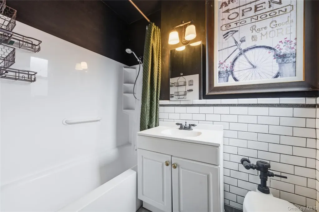 141 Woodmere Boulevard Woodmere NY 11598