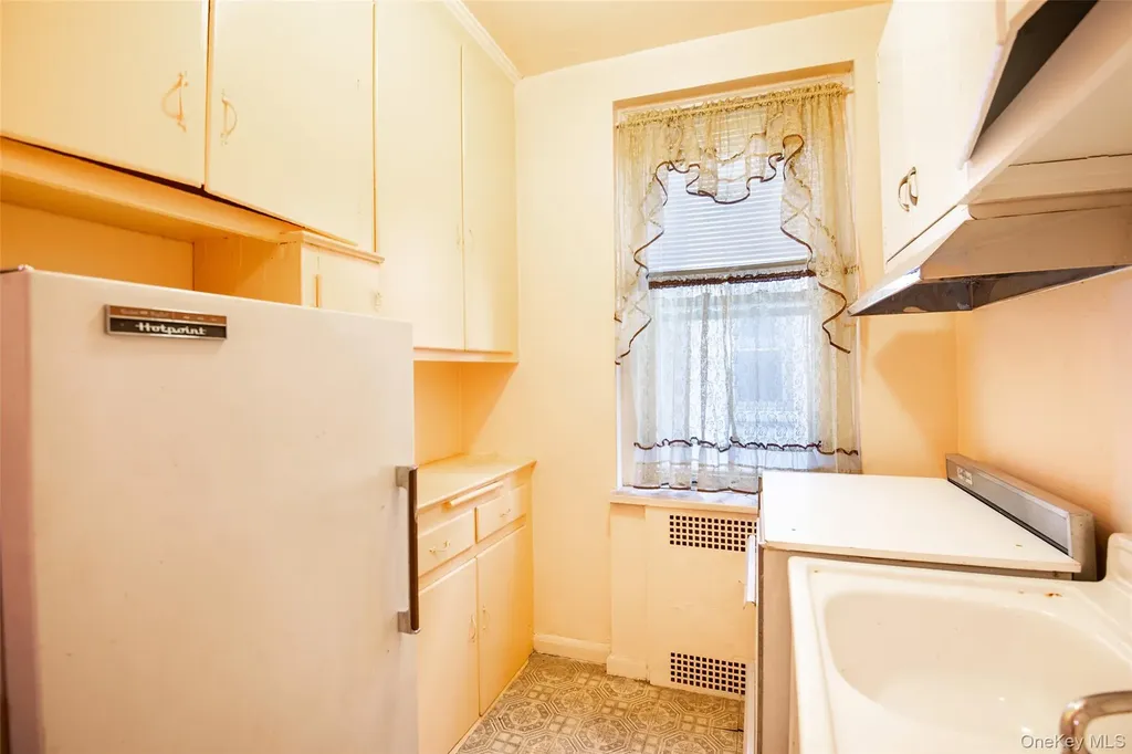 3321 Bruckner Boulevard Bronx NY 10461
