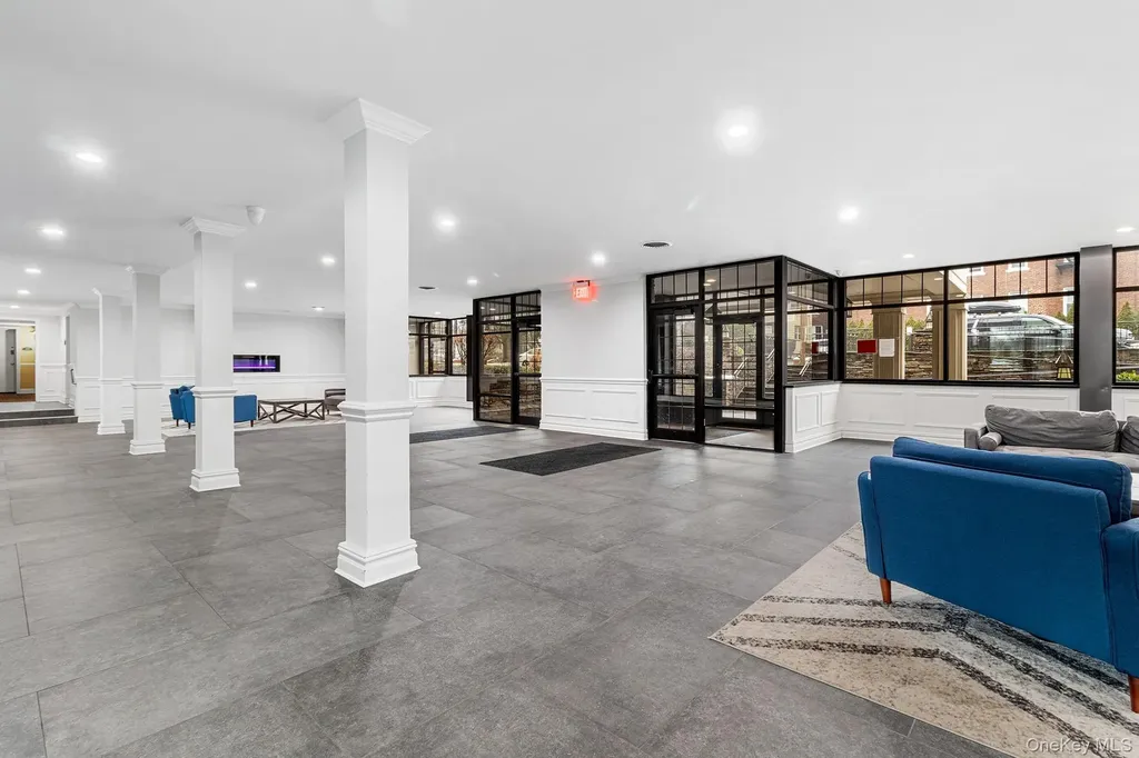 200 Atlantic Avenue Lynbrook NY 11563
