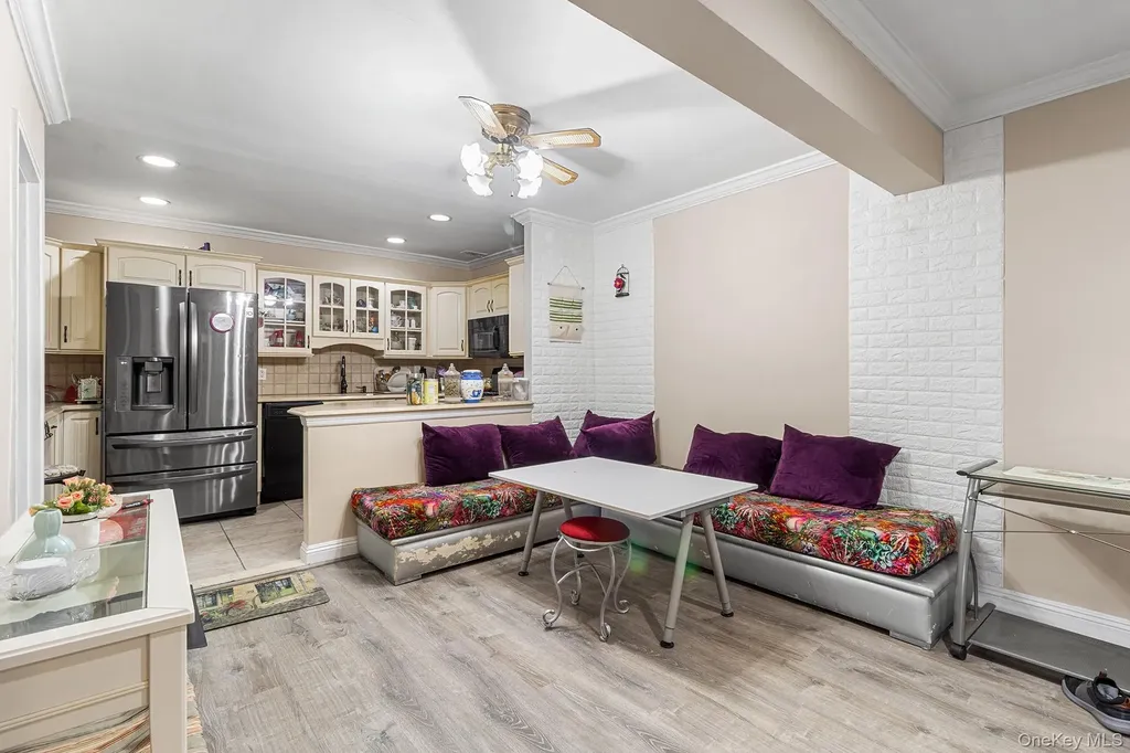 200 Atlantic Avenue Lynbrook NY 11563