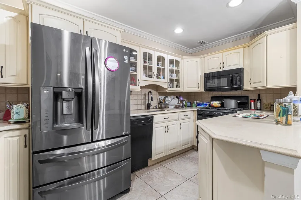 200 Atlantic Avenue Lynbrook NY 11563