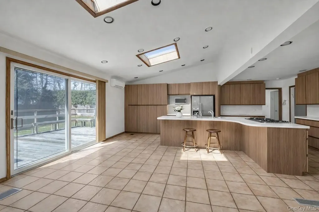 23 Madison Jericho NY 11753