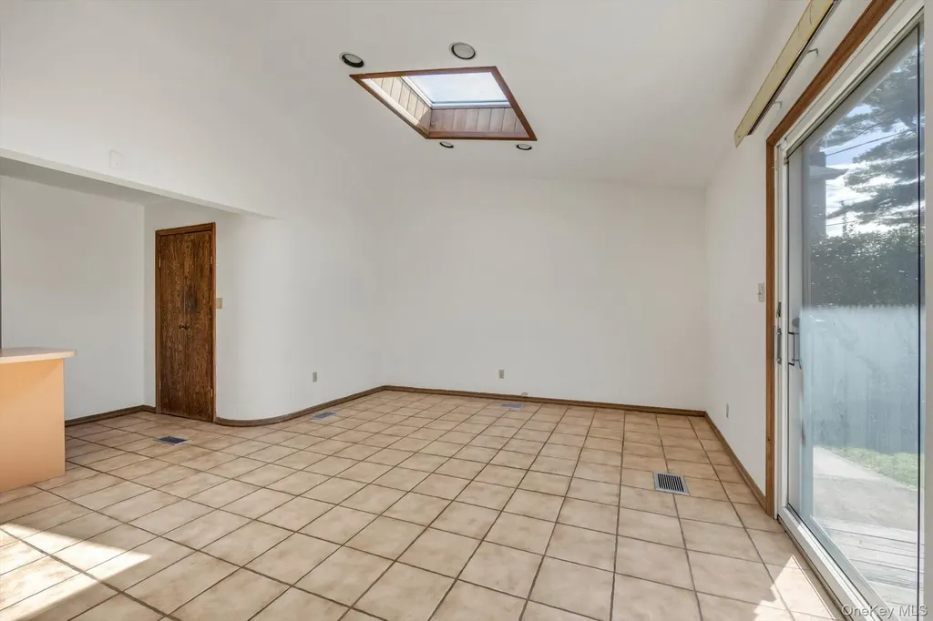 23 Madison Jericho NY 11753
