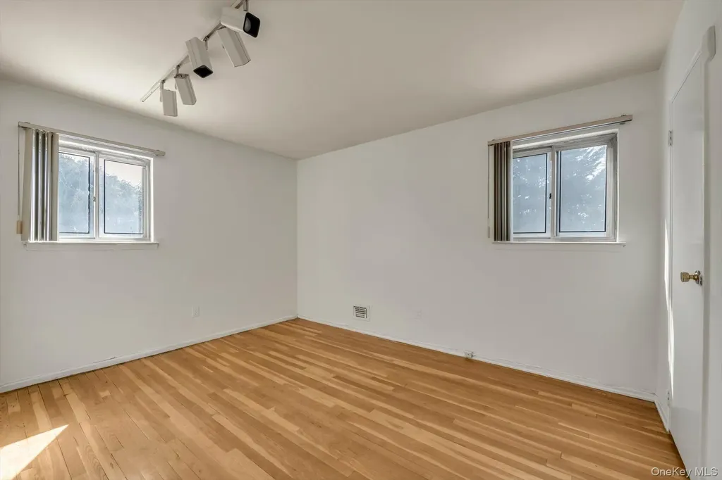 23 Madison Jericho NY 11753