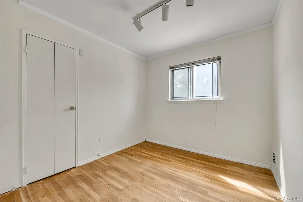 23 Madison Jericho NY 11753