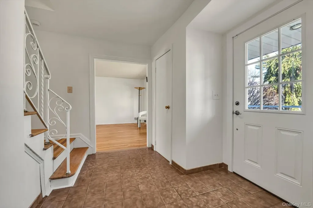 23 Madison Jericho NY 11753