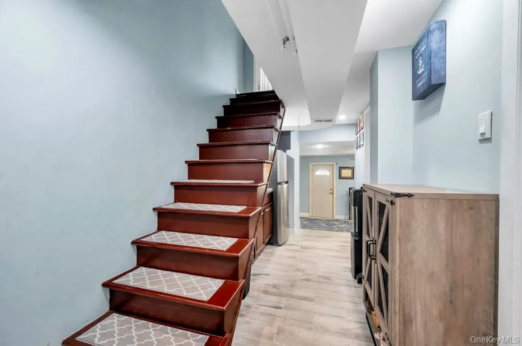 280 Balcom Avenue Bronx NY 10465