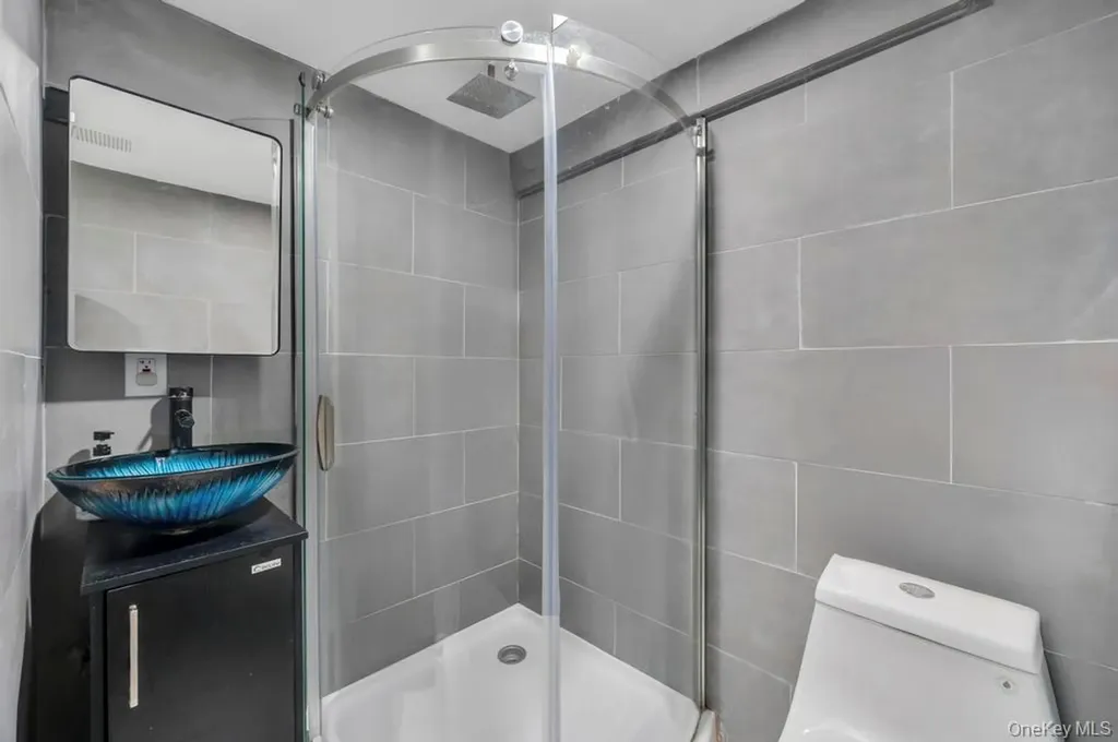 280 Balcom Avenue Bronx NY 10465