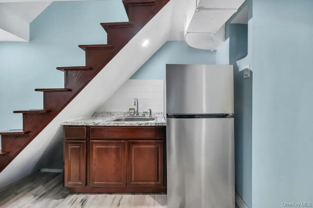 280 Balcom Avenue Bronx NY 10465