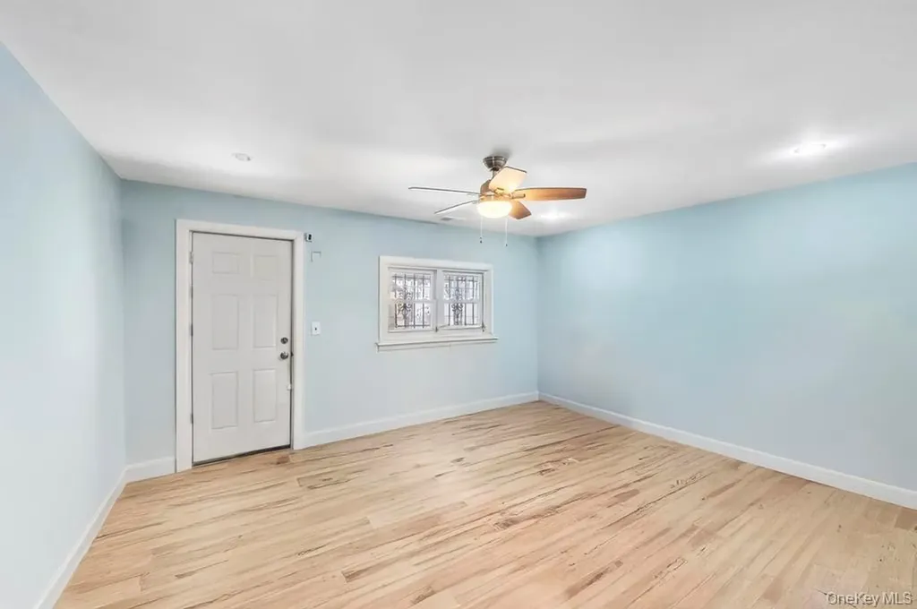 280 Balcom Avenue Bronx NY 10465