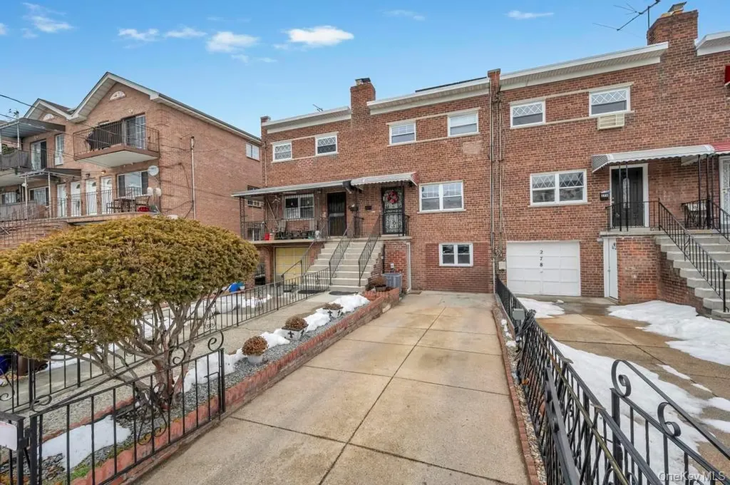 280 Balcom Avenue Bronx NY 10465