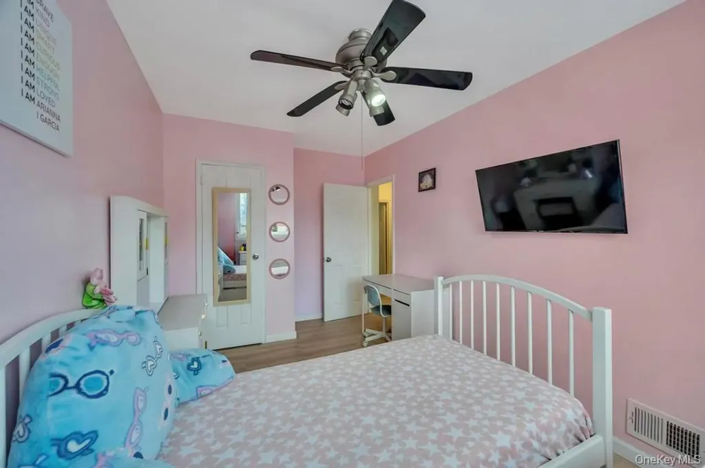 280 Balcom Avenue Bronx NY 10465