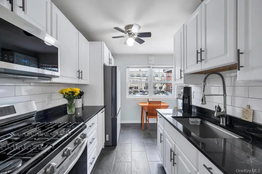 280 Balcom Avenue Bronx NY 10465