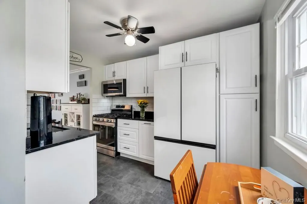 280 Balcom Avenue Bronx NY 10465