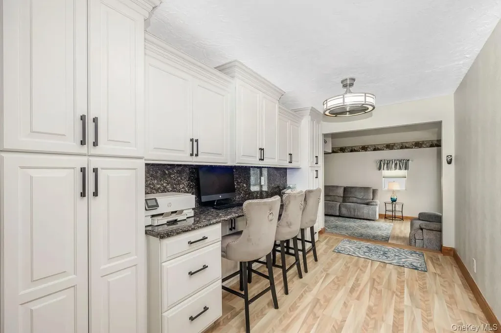 17 Willis Avenue Ronkonkoma NY 11779