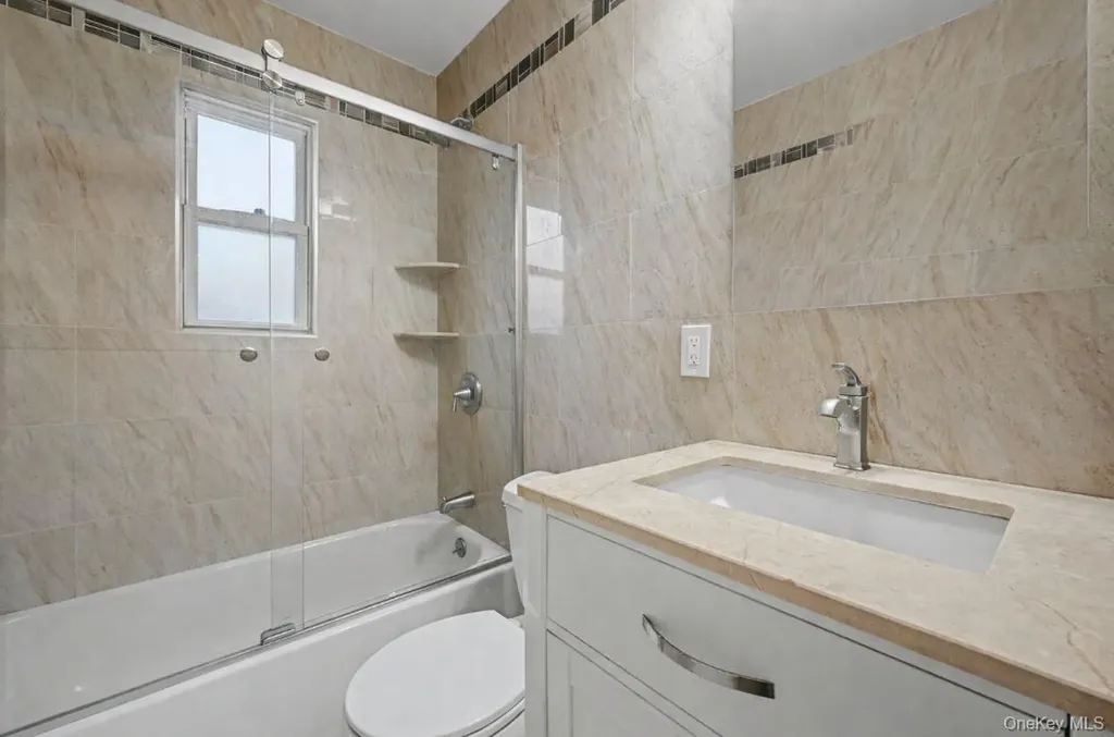 6404 136th Street Flushing NY 11367
