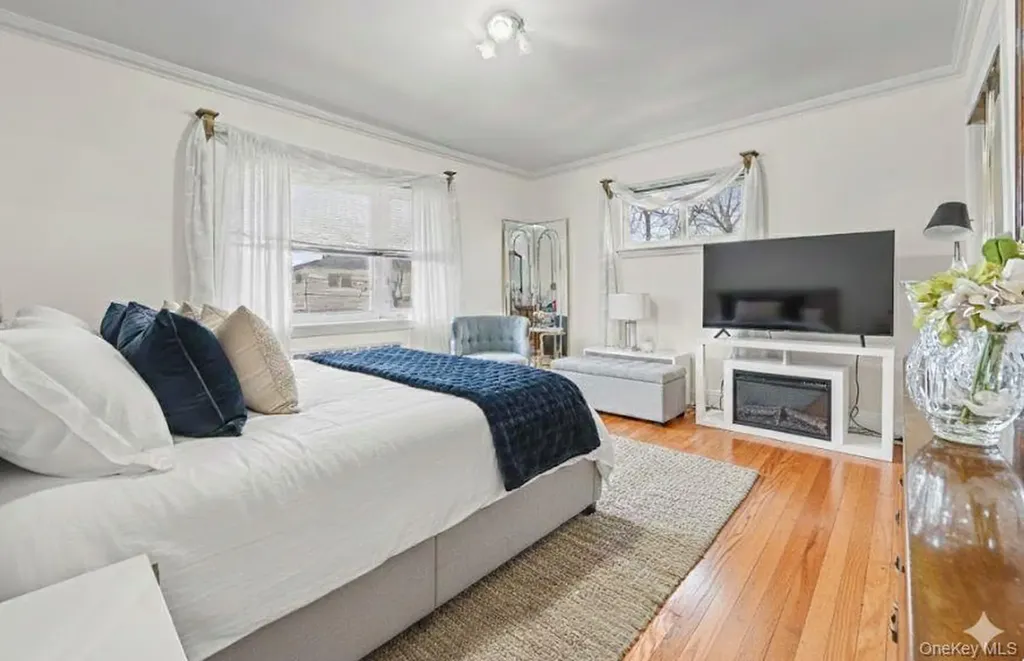 6404 136th Street Flushing NY 11367