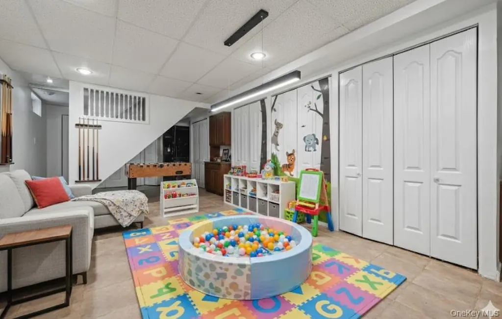 6404 136th Street Flushing NY 11367