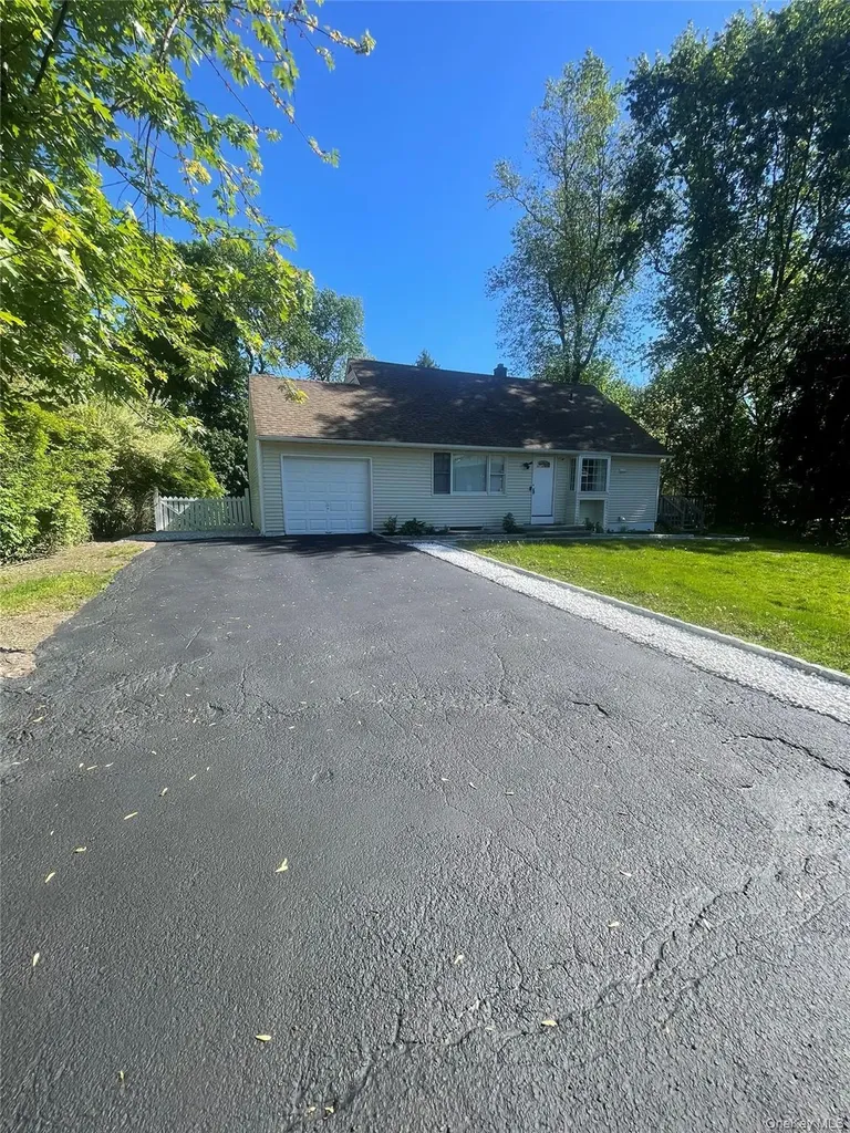 785 Locksley Road Yorktown Heights NY 10598
